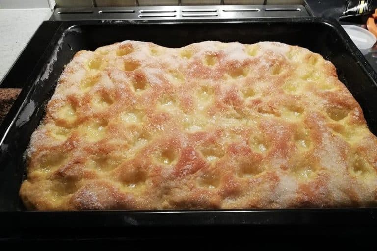 Titelbild für geschmackvoll – WELTBESTER BUTTERKUCHEN