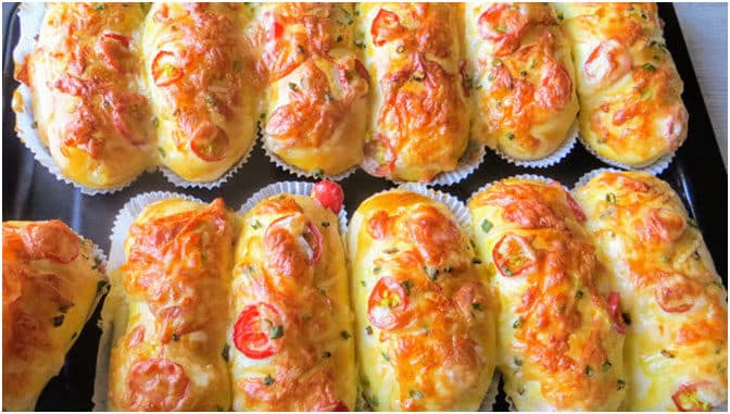 Titelbild für Pizza Baguette Brötchen