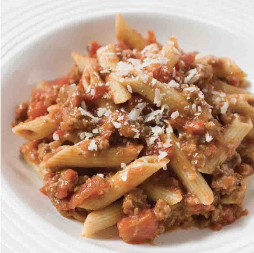 Titelbild für PASTA MIT WOCHENTAG FLEISCHSAUCE