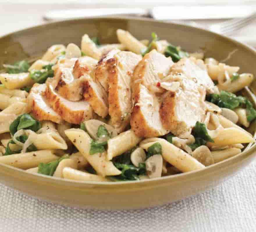 Titelbild für PASTA MIT GARLICKY TUSCAN CHICKEN