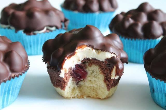 Titelbild für Leckere Donauwellen Muffins